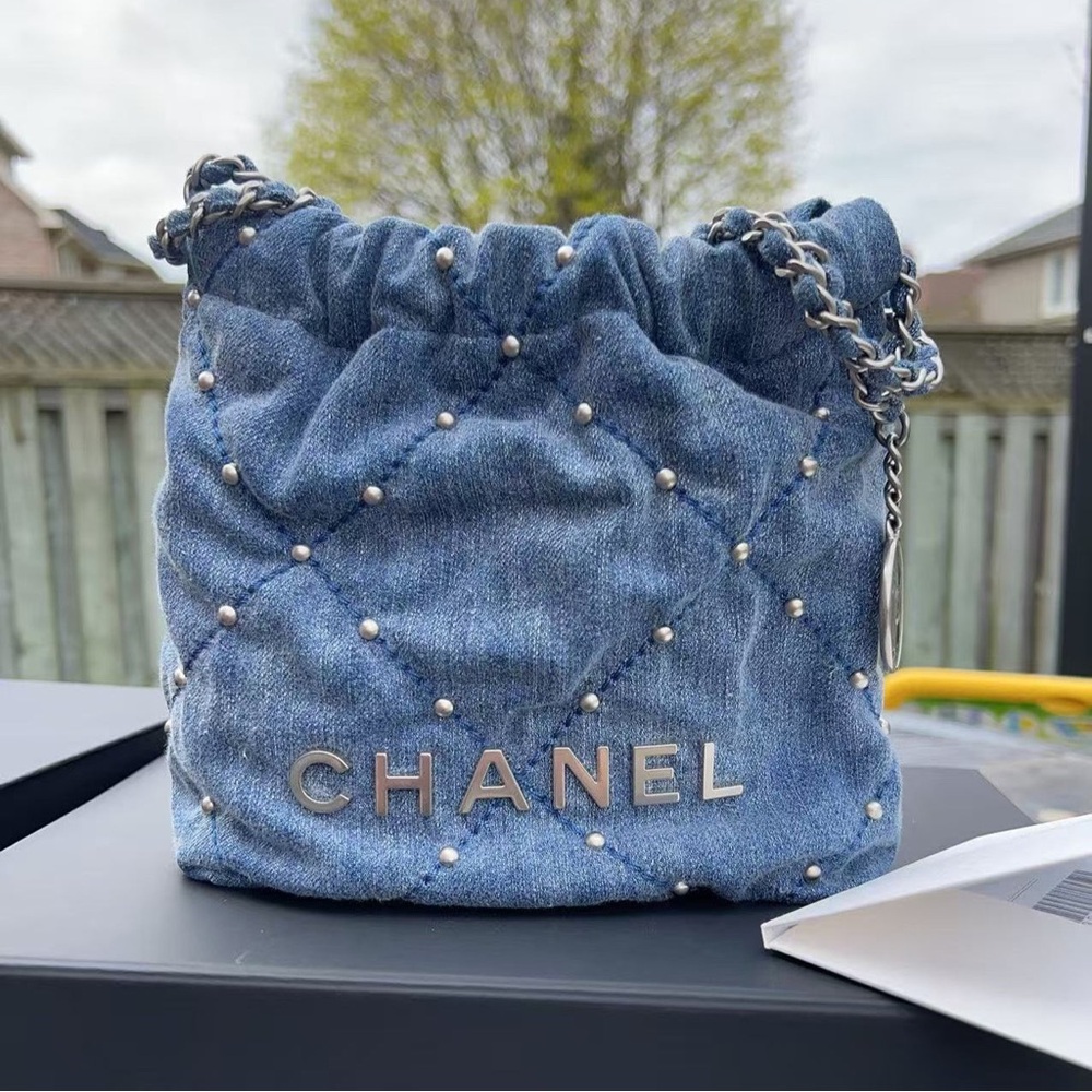 ⚡️Gucci Sale in store ⚡️Chanel Mini Denim and Silver Handbag Blue